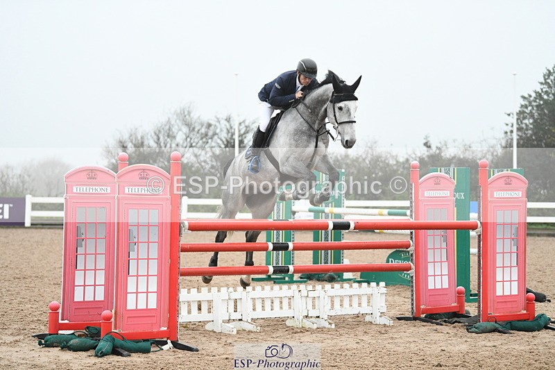 241103A-121706-07900 - SUN Cls 22 Blue Chip Performance Champ Q and Open