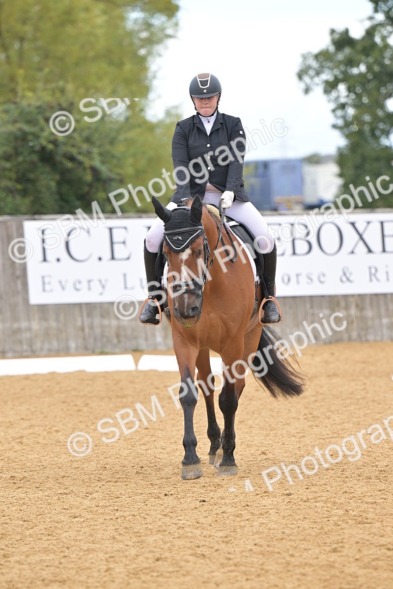 SBM_03870 - D2 - Small Tour Championship Intro 2