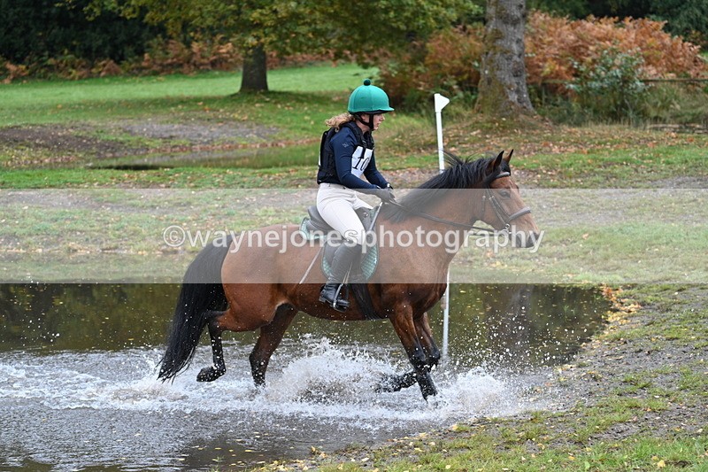 WJ7_3270 - Time 10:47 to 11:11 at the water