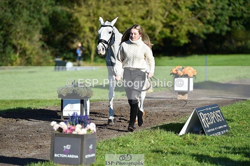 231022-101024-22279 - 443-OVERLEY.STORMBREAKER-Laney.Cridland-TrotUp+SJ