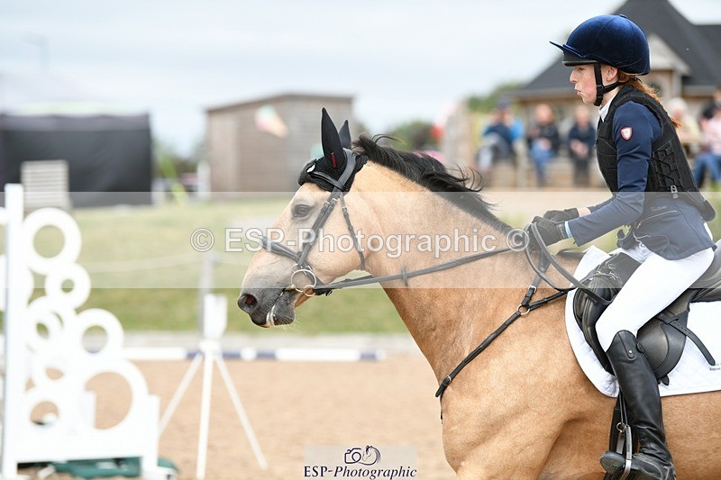 250807-131746-01072 - 80cm Round 2