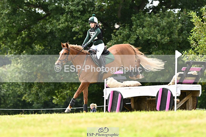 240825X-135208-34559 - 80cm XC 13.30 to 14.30