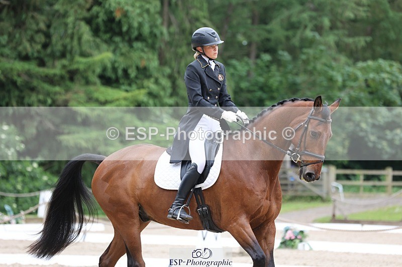 240524-152116-09861 - 362-COS_ME_WILL-Yasmin_Olsson-Sanderson