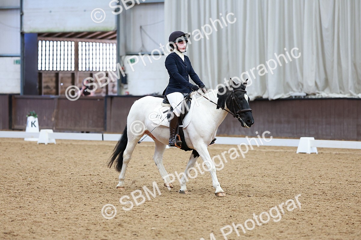 SBM_002923 - Class 14 - Novice 2