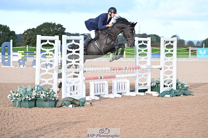 231014A-092719-03496 - Cls 17 Discovery & 1m Open