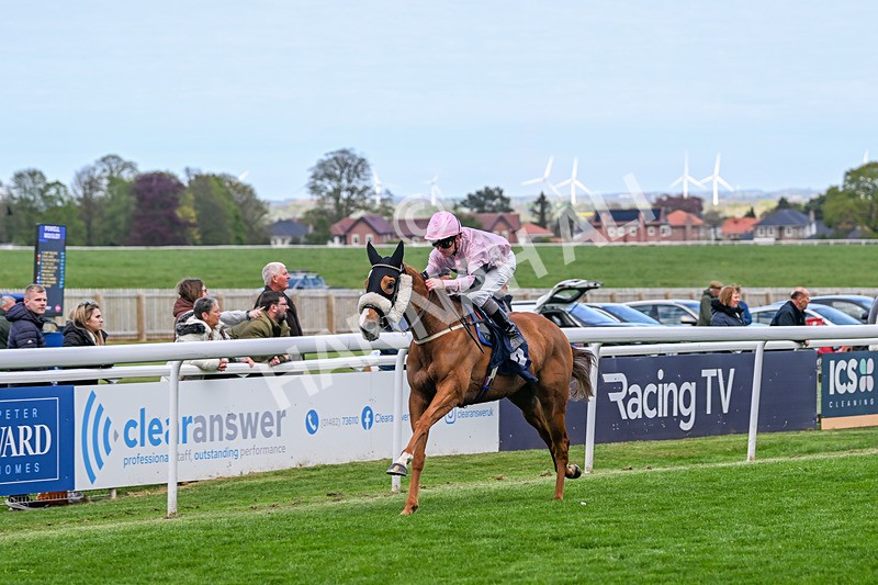 240425-Race 5-Two B Tanned-1543 - Race 5