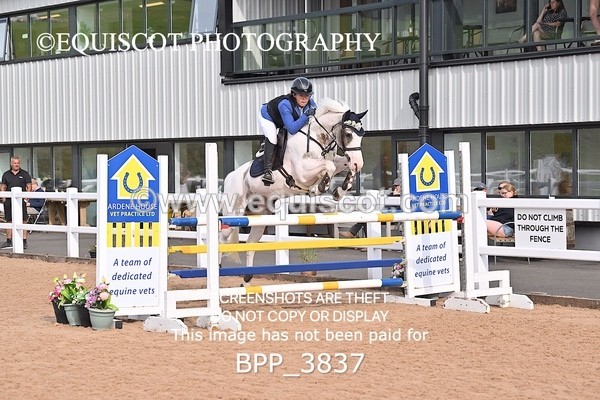 BPP_3837 - FRI CLASS 21 Pony Foxhunter/1.10m Open