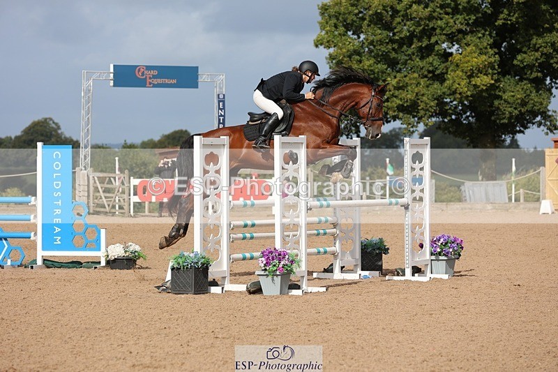 250911-104015-00687 - Cls 2 Snr Newcomers