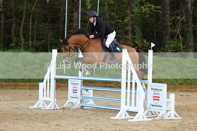 3E7A1469 - Class 6: Senior 1.05m