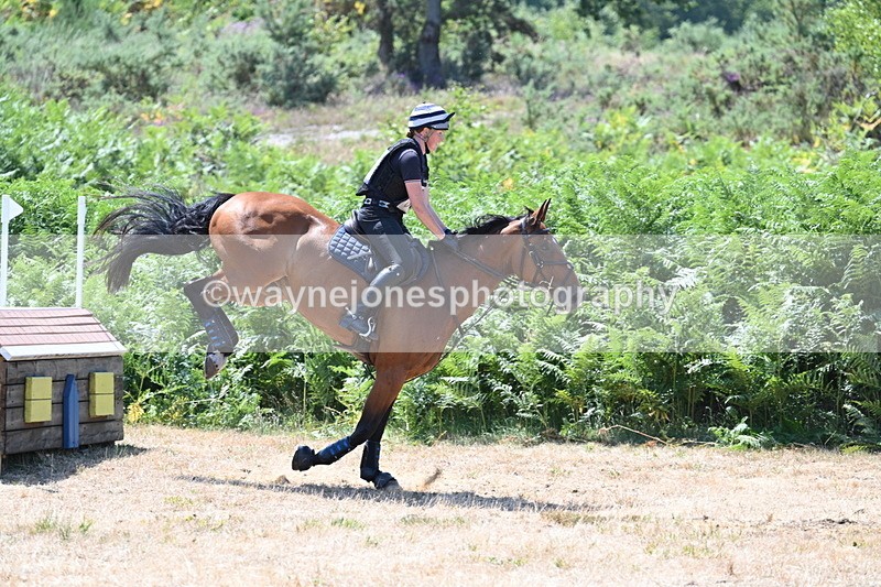 WJ7_5542 - Time 12:37 to 12:38 last rider