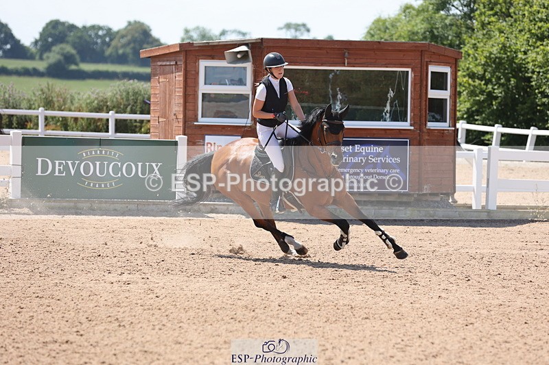 240718A-123801-05134 - Cls 9, 1 Star Bronze Tour 1.10m