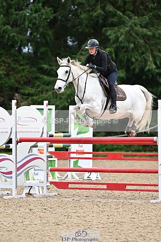 250201A-142729-00949 - Cls 04 Local Horse 120cm