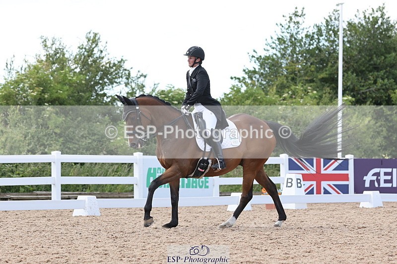 240622A-171106-14804 - Cls 38 BD FEI PSG