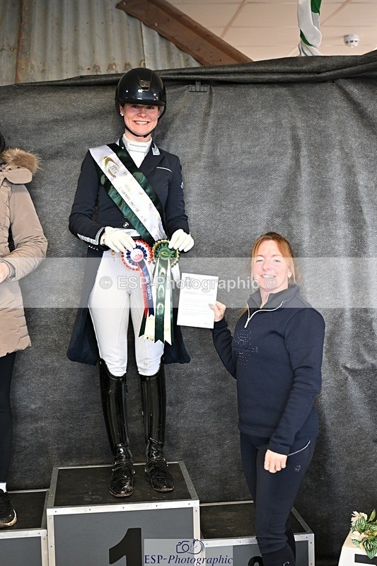 260213-130322-00714 - Cls 7 FEI Inter I Silver Presentations