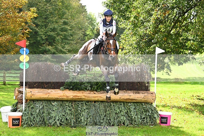 231020-121605-09057 - 044-COOLEY.ON.THE.CARDS-Charlotte.Cooke-XC
