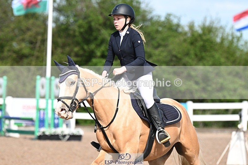 250504-103709-02130 - Cls 15+16 Club and Schools 70cm