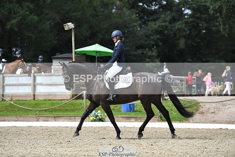 230812-111433-03564 - Cls 6 Novice Silver 10.30 to 11.55 break