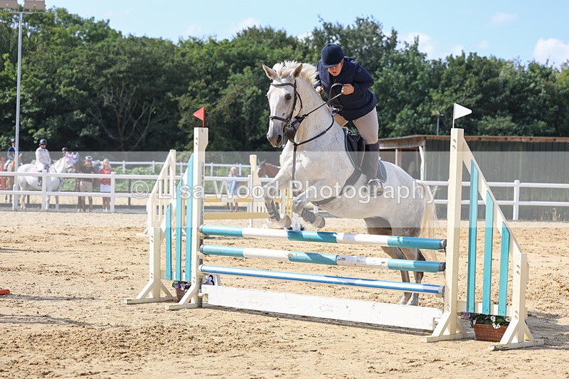 3E7A0715 - Class 4: Senior British Novice/90cm open