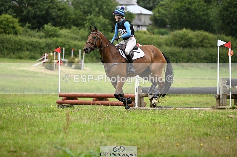 240630-125303-00962 - 910-Imogen_Daniels-Granstown_Master