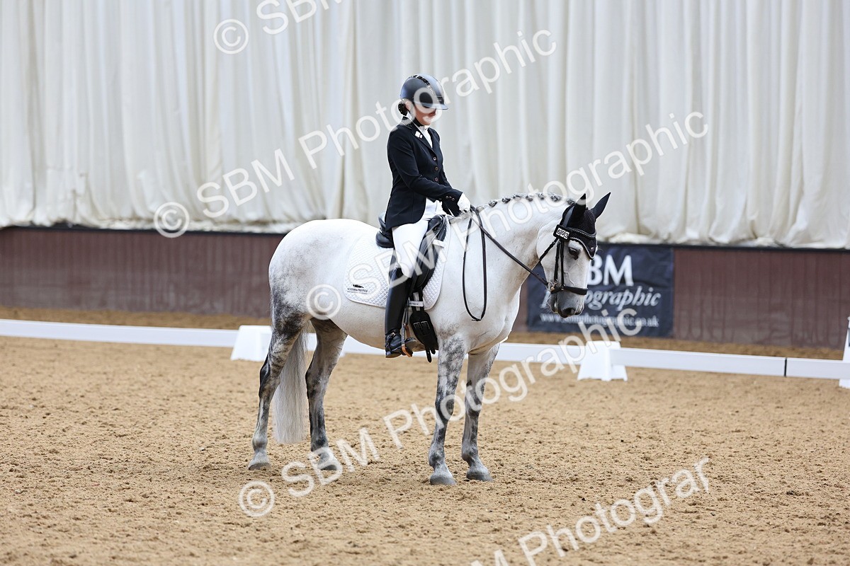 SBM_016525 - Class 16 - Novice FSM - 11.50-12.38