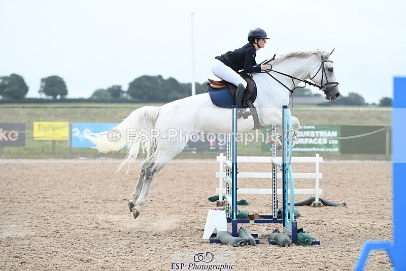 250807-115006-00838 - 1m Round 1