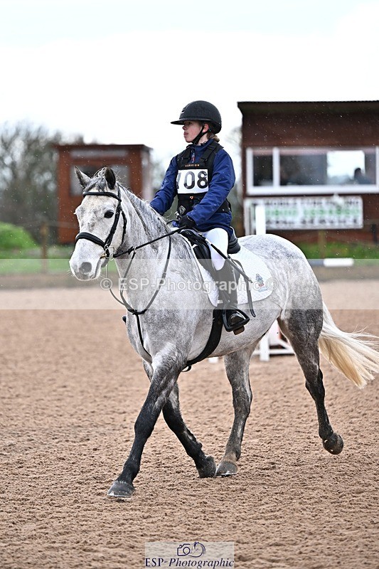 260208-130111-01253 - Cls 18 Clear Round 50cm