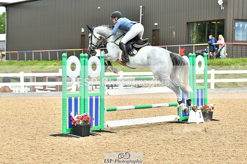 230721A-142121-06862 - Cls 22, 1 Star Gold 1.30m