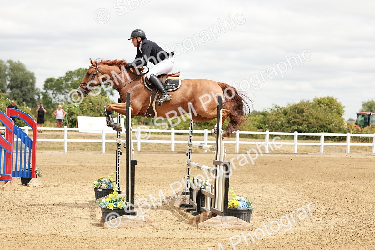 SBM_018335 - Class 21 - Senior Newcomers Championship 2d Rd