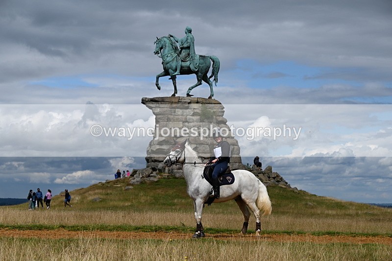 DSC_9009 - Time at Statue 14:33 to 15:10
