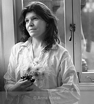 Marie sentimental - 4x5 large format portraiture