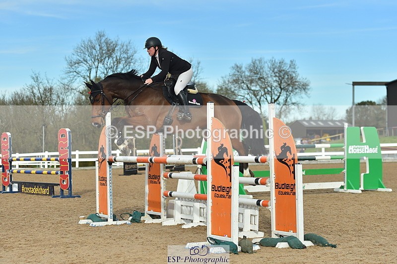 231111A-121312-01766 - Cls 12 Newcomers & 1.10m Open