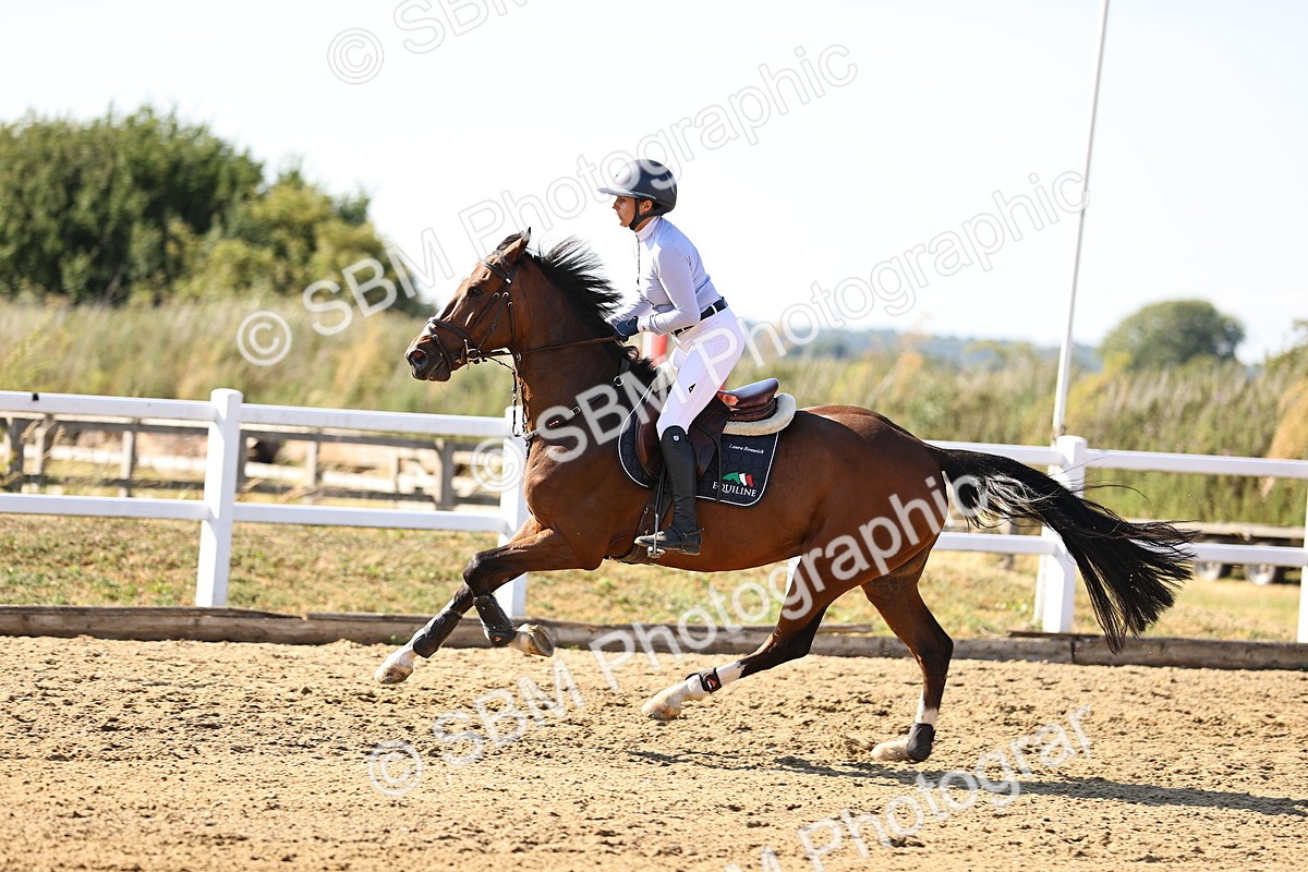SBM_015703 - Class 17 - National Grade B Handicap Grade C Handicap