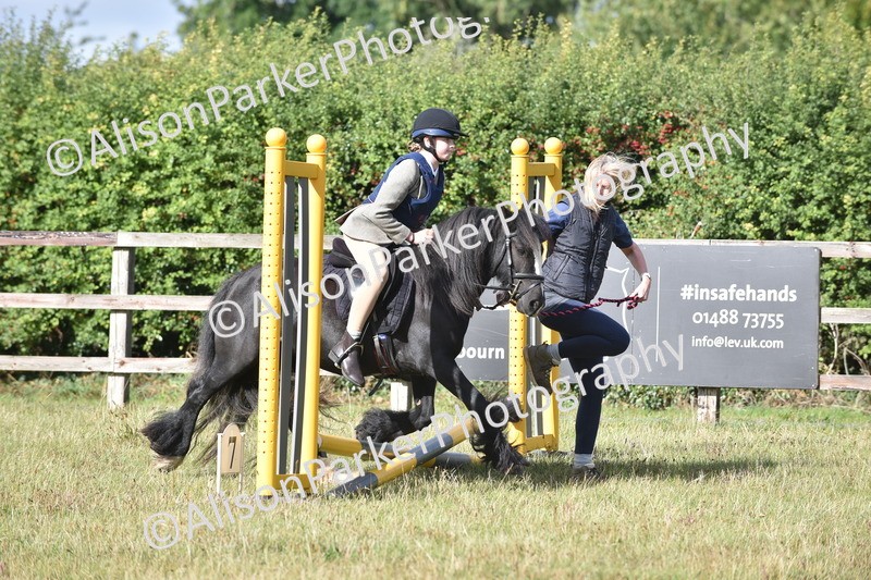 20250831-0396 - Class 6 - Minimus Jumping 30cm