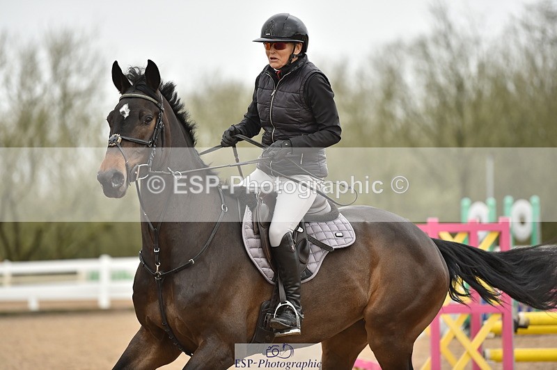 240405A-104714-00585 - Cls 8 British Novice and 90cm Open