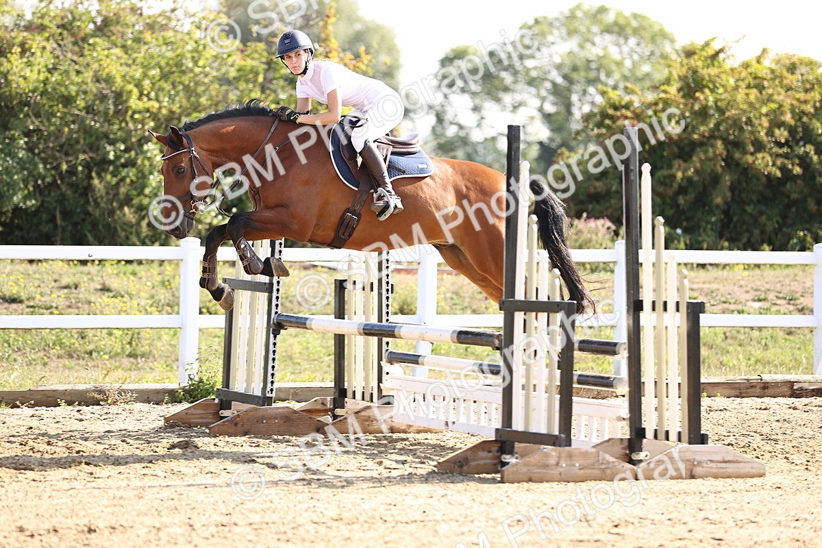 SBM_005501 - Class 8 - Clear Round