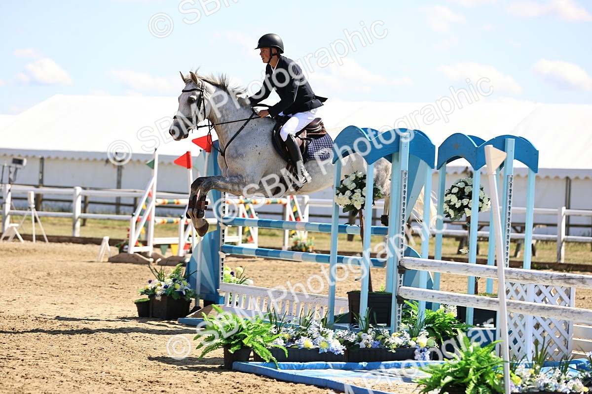 SBM_015275 - Class 16 - Senior foxhunter - 1.20m Open