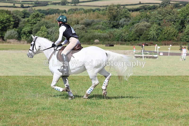 3E7A6595 - Class 1: Trebudannon Open: Pheasant Feeder