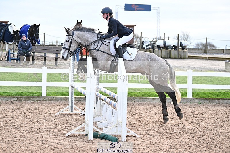 250112-091414-00608 - Cls 15 British Novice and 90cm Open