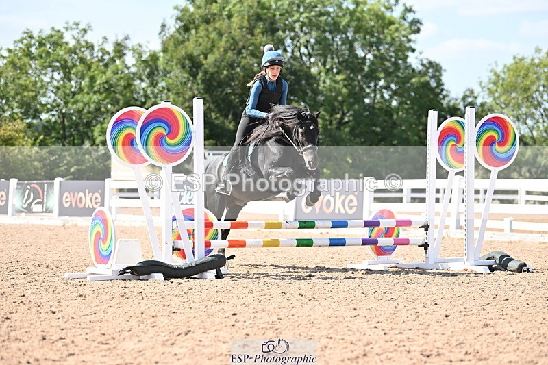 250821B-152926-00554 - Group B - Danielle