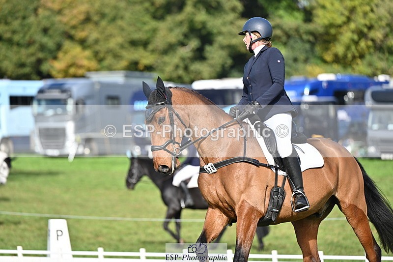 251024A-121510-09916 - G-570-Samantha.Garness