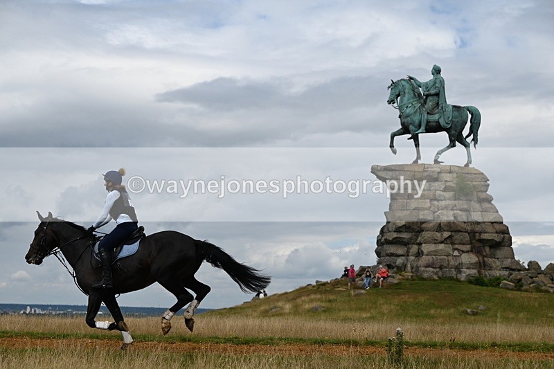 DSC_7726 - Time at Statue 13:16 to 13:52