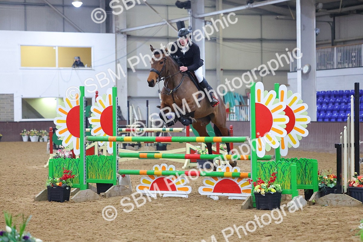 SBM_008870 - Class 22  - Senior Newcomers/ 1.10m Open - First Round (1.10m)