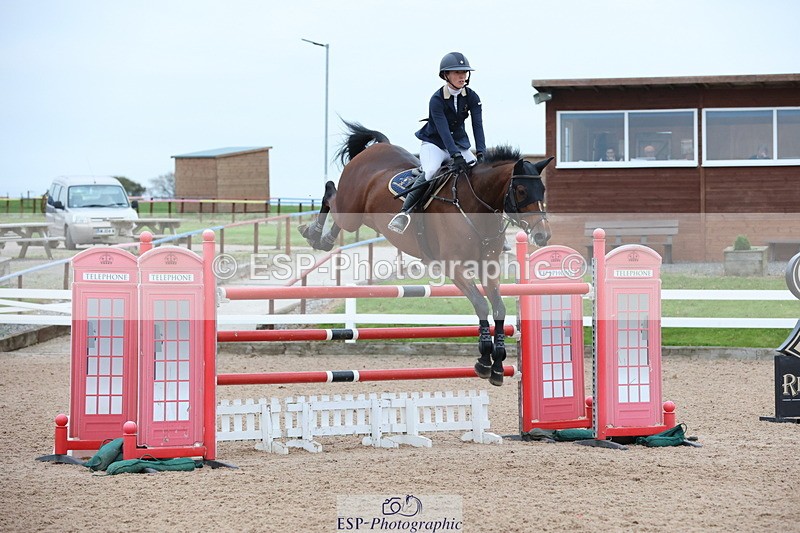 241101A-155457-03130 - FRI Cls 8 National 1.30m