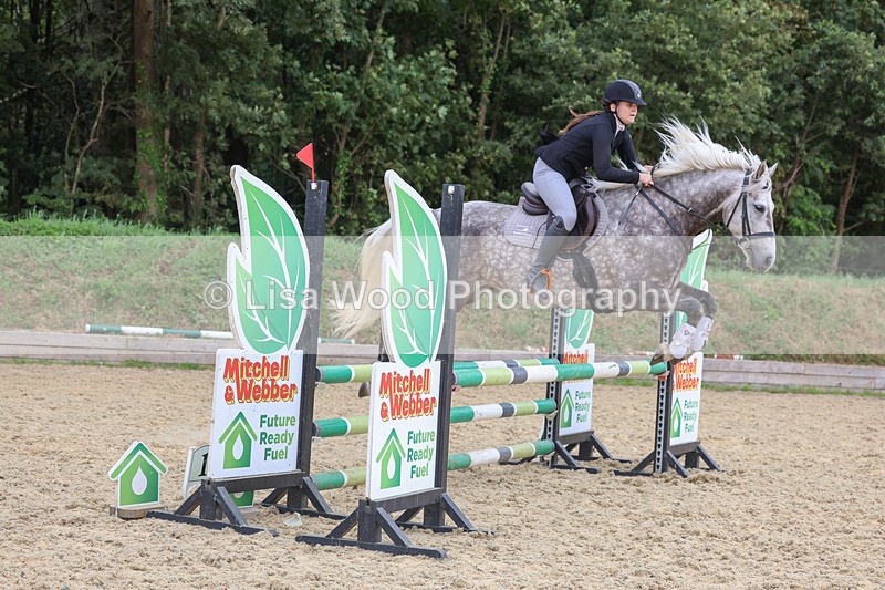3E7A4671 - Class 4: Senior British Novice/90cm open