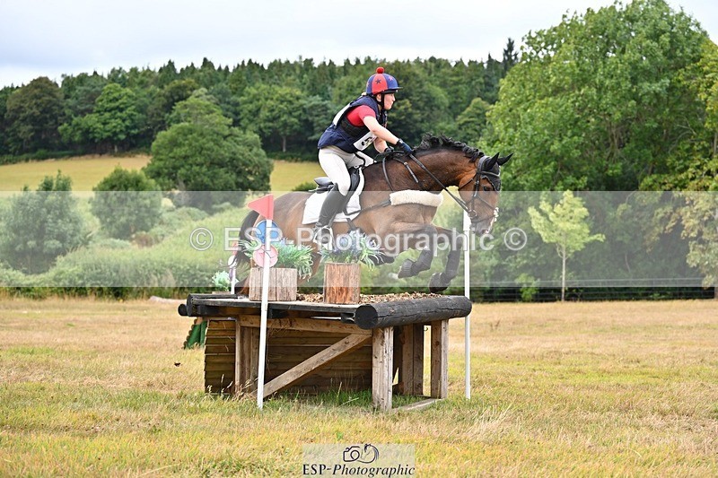 250803A-123507-13443 - M-554-Lucy.Henretty-Lee-AMANDI.VIVENDI