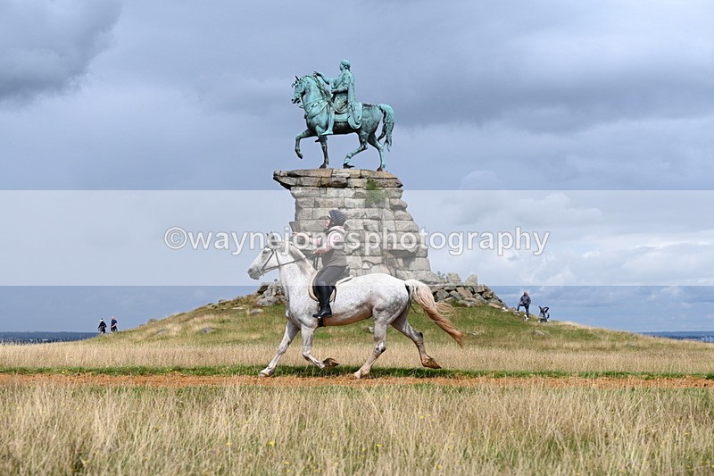 DSC_7984 - Time at Statue 13:16 to 13:52