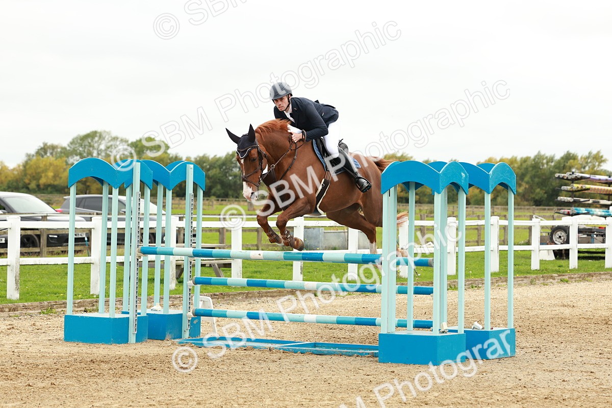 1I0A7844 - Class 4 - Senior Newcomers 1.10m