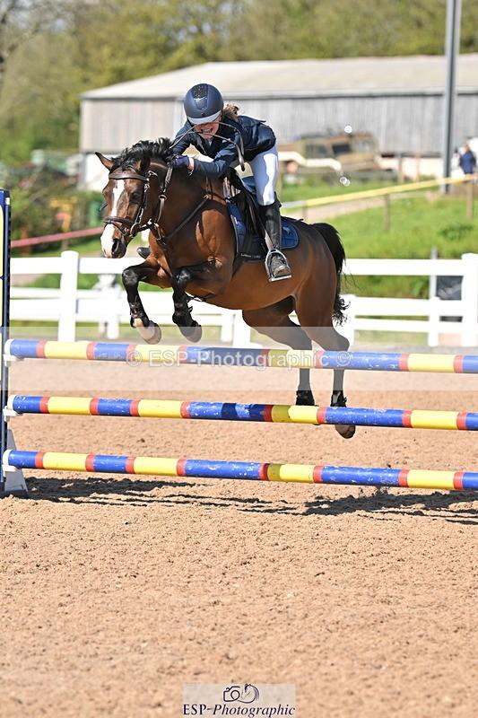 240504A-160405-02695 - Cls 22 & 23 Stepping Stones 128cm & 138cm & Under11's