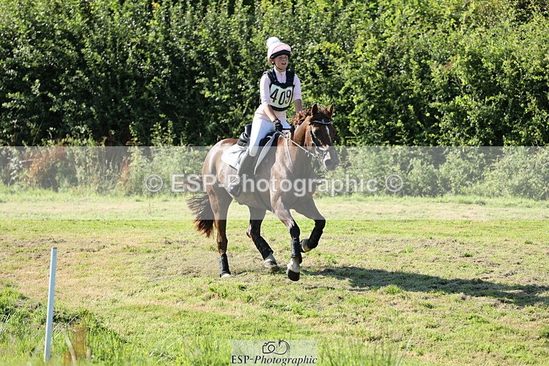 240811A-170729-06949 - 409-