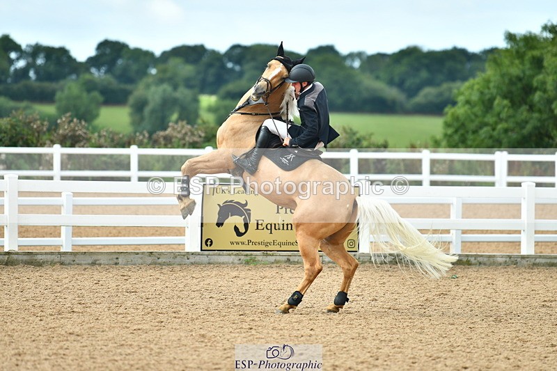 230813A-104324-11523 - Cls 40 A&B Senior Discovery & 1m Open